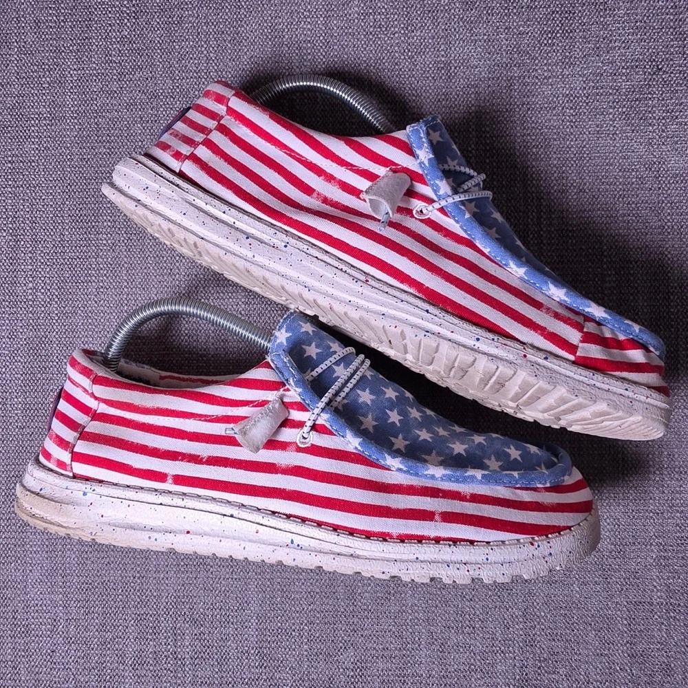 Hey Dude Wally Patriotic Mens 10 Red White Blue Stars and Stripes 40001-9C8
